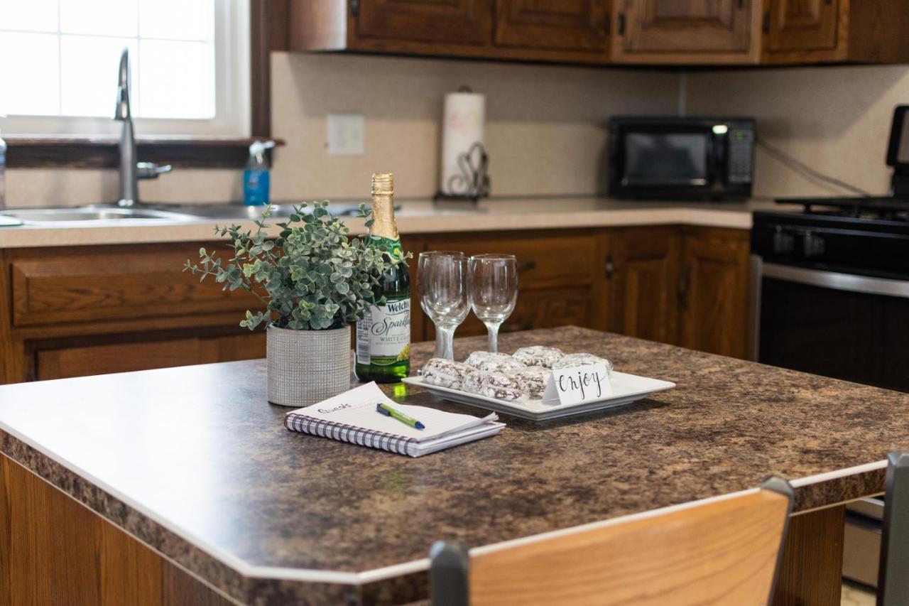 Weaver Ridge Manor Villa Millersburg Esterno foto