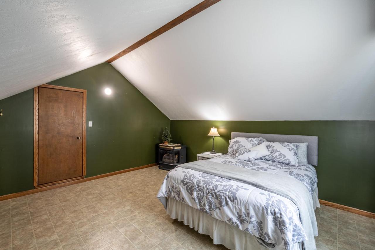 Weaver Ridge Manor Villa Millersburg Esterno foto