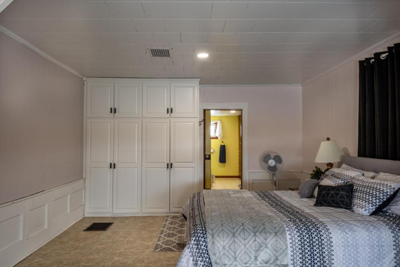 Weaver Ridge Manor Villa Millersburg Esterno foto