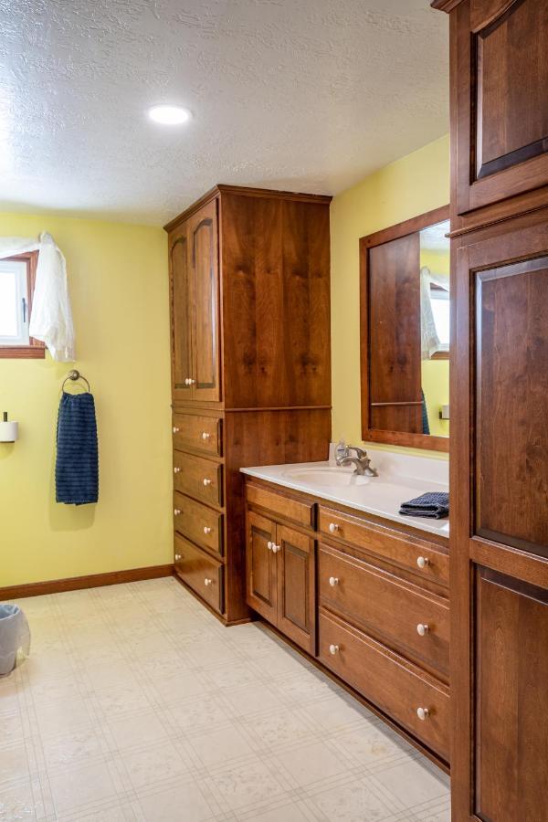 Weaver Ridge Manor Villa Millersburg Esterno foto